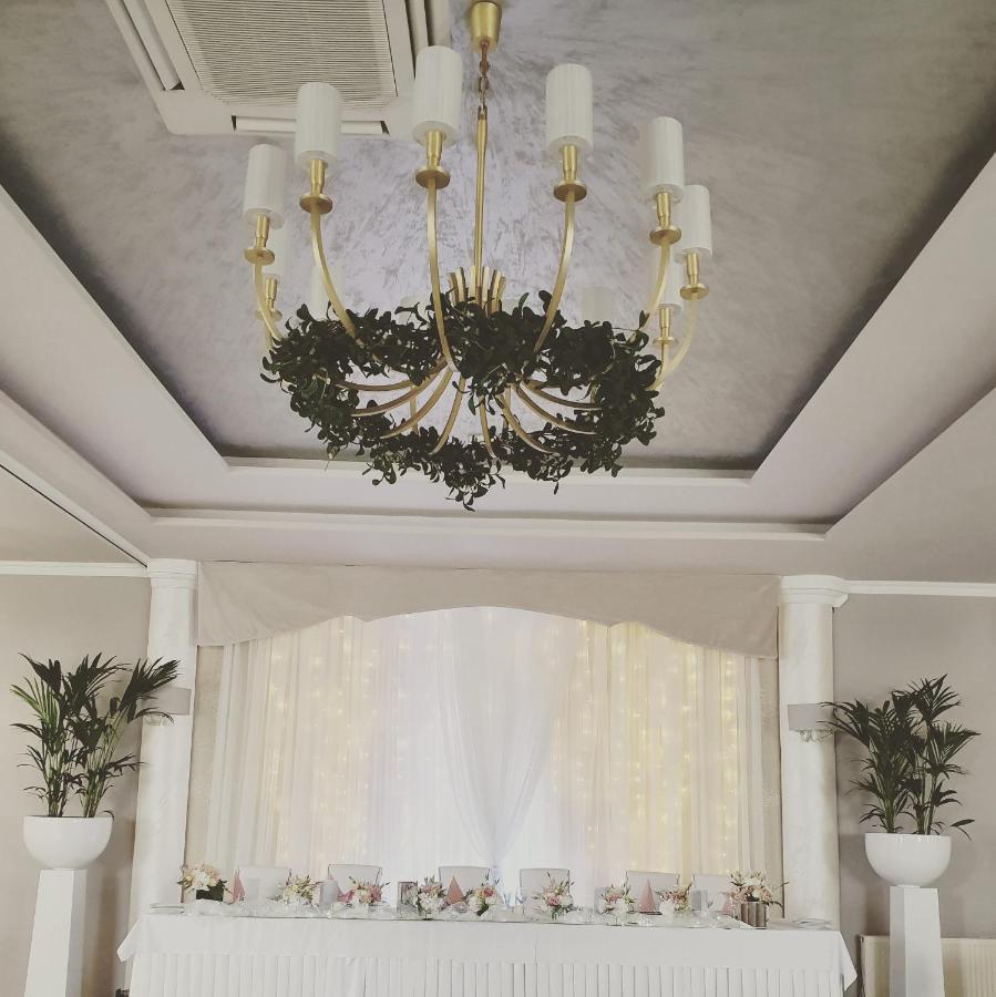 Hotel Джяково Екстер'єр фото