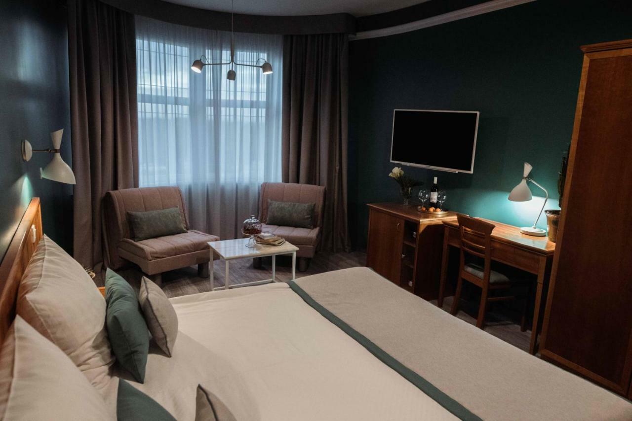 Hotel Джяково Екстер'єр фото