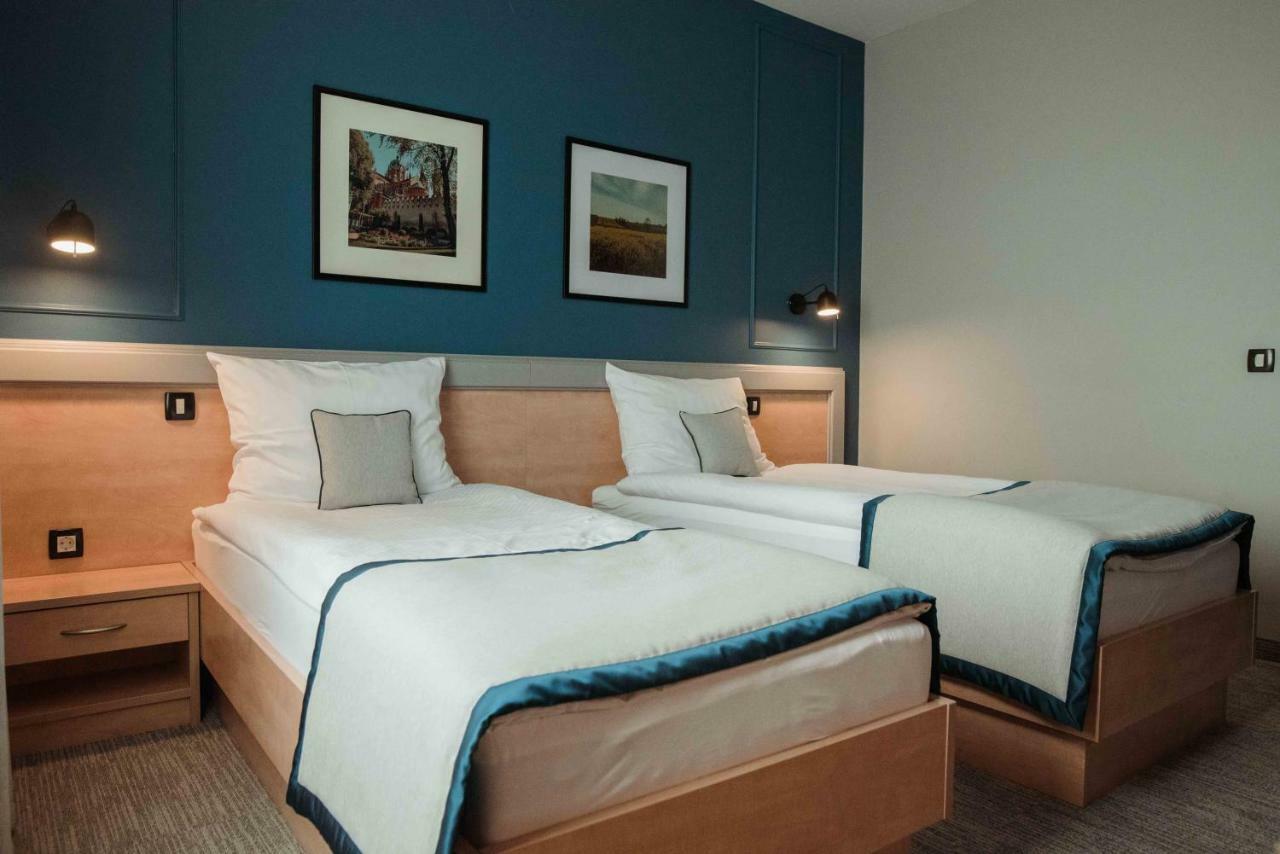 Hotel Джяково Екстер'єр фото